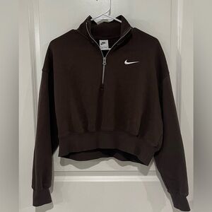Nike Sportswear Phoenix Fleece Women's 1/2-Zip Cropped Sweatshirt.